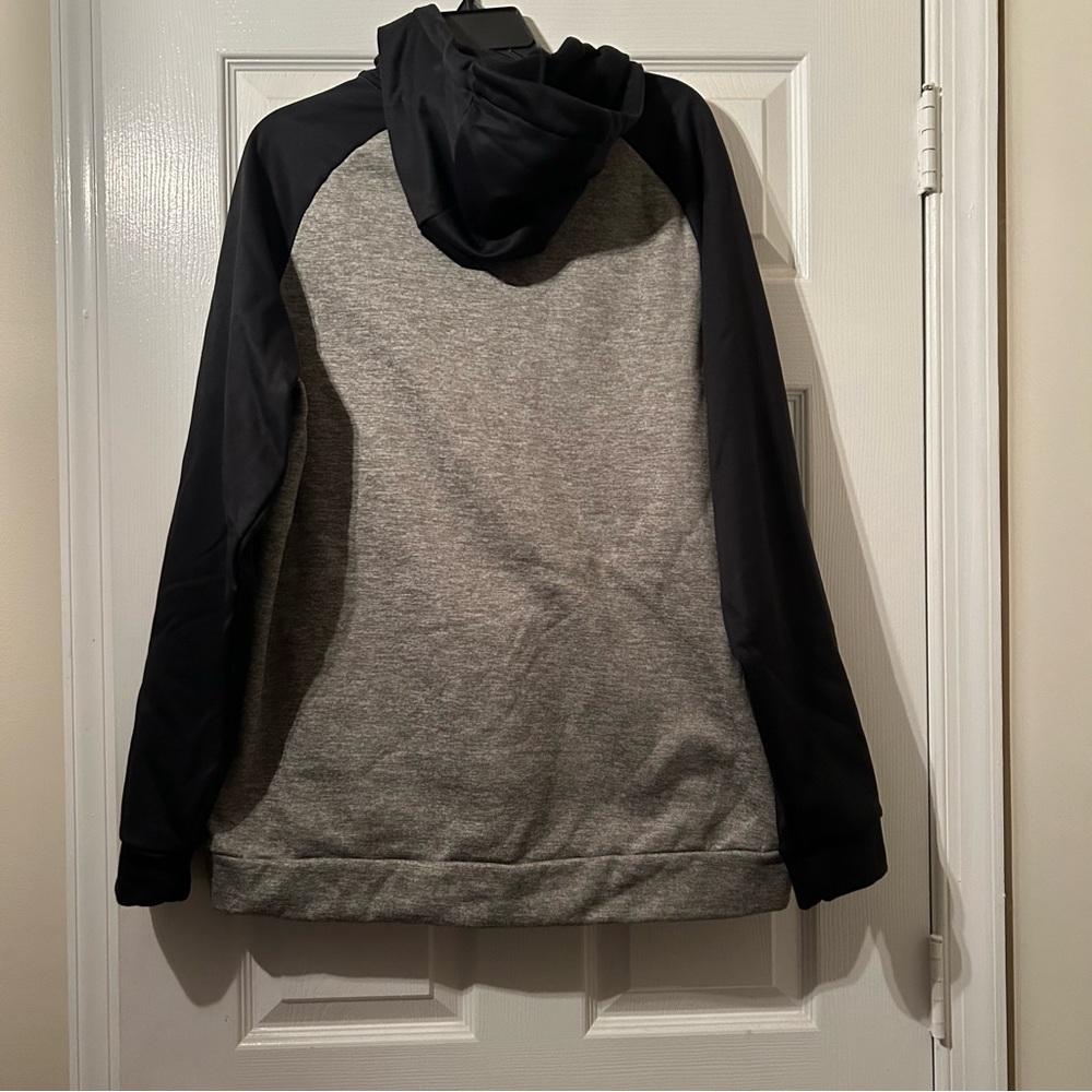 Nike Dry Fit Sweatshirt - Picture 2 of 5